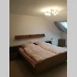 Apartmán Spacious Roof Maisonett At Chiemsee *
